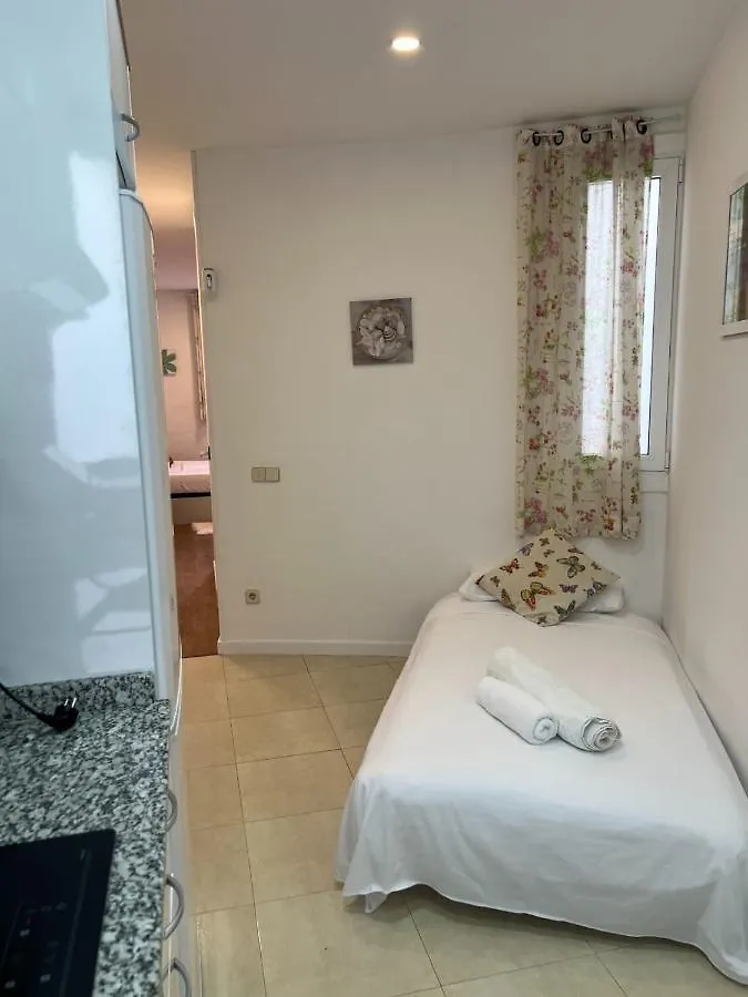 Appartement Cozy Studio With Amazing Terrace Near Plaza Espana Barcelone